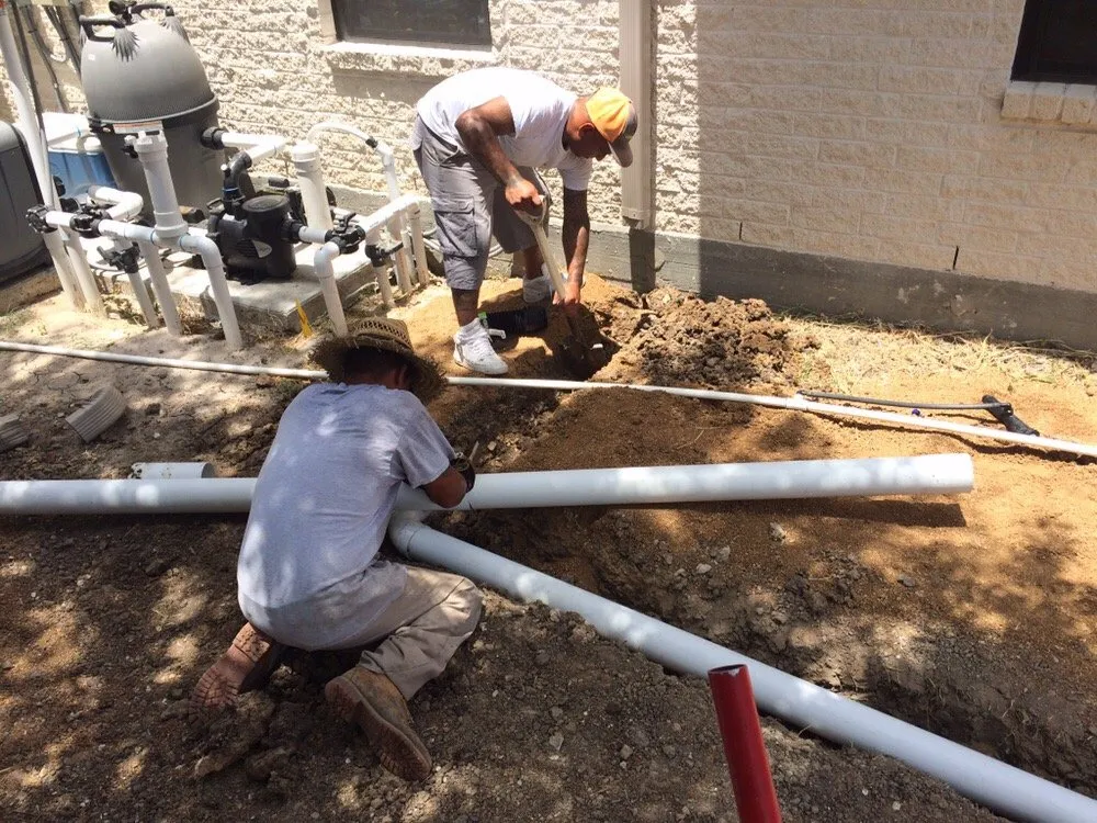 Affordable garden landscaping for residential properties in Houston, TX by Danny's Landscaping