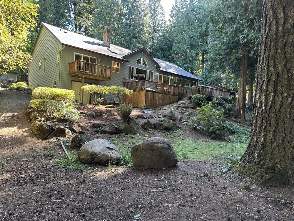 Custom yard maintenance in Mokena, IL - Danny's Landscaping