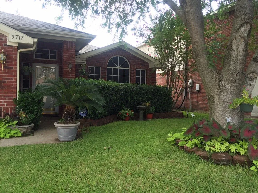 Expert lawn mowing service for beautiful yards in Arlington, TX by Danny's Lawn Care Service
