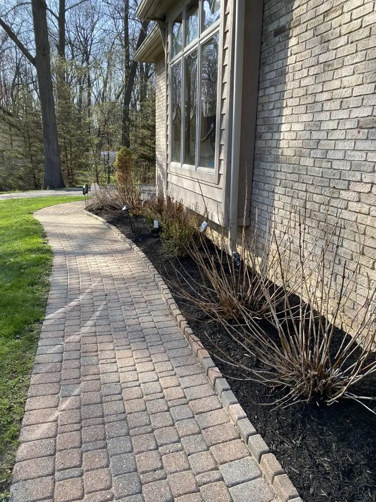Trusted garden landscaping for year-round maintenance in Metamora, MI by Danny’s Pro Landscaping