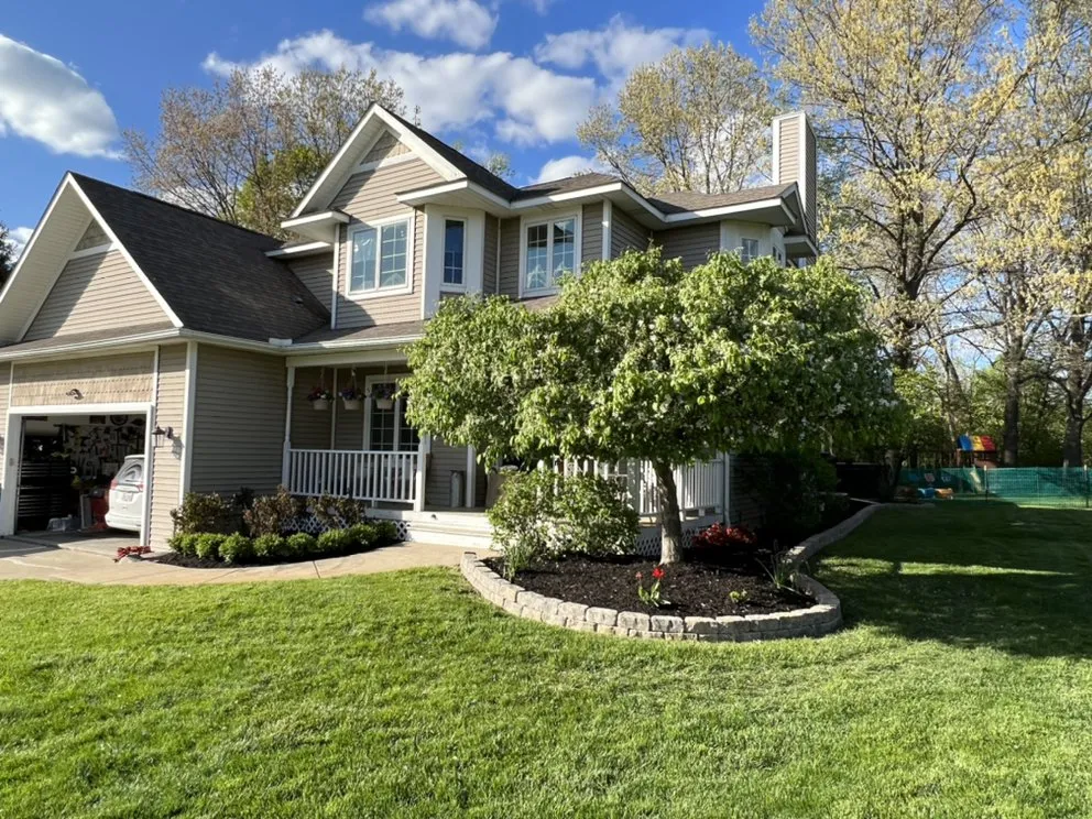 Affordable garden landscaping for year-round maintenance in Metamora, MI by Danny’s Pro Landscaping