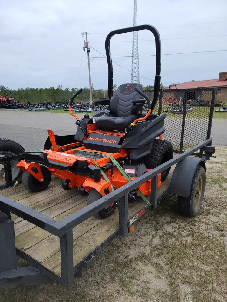 Affordable yard maintenance experts serving Bay St. Louis, MS - Danos Lawn Service & Tractor Work