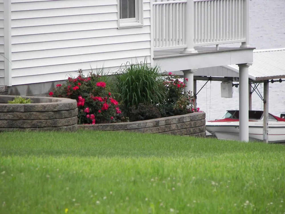 Custom lawn care service experts serving Waterloo, NY - Dan's Design Landscape Construction