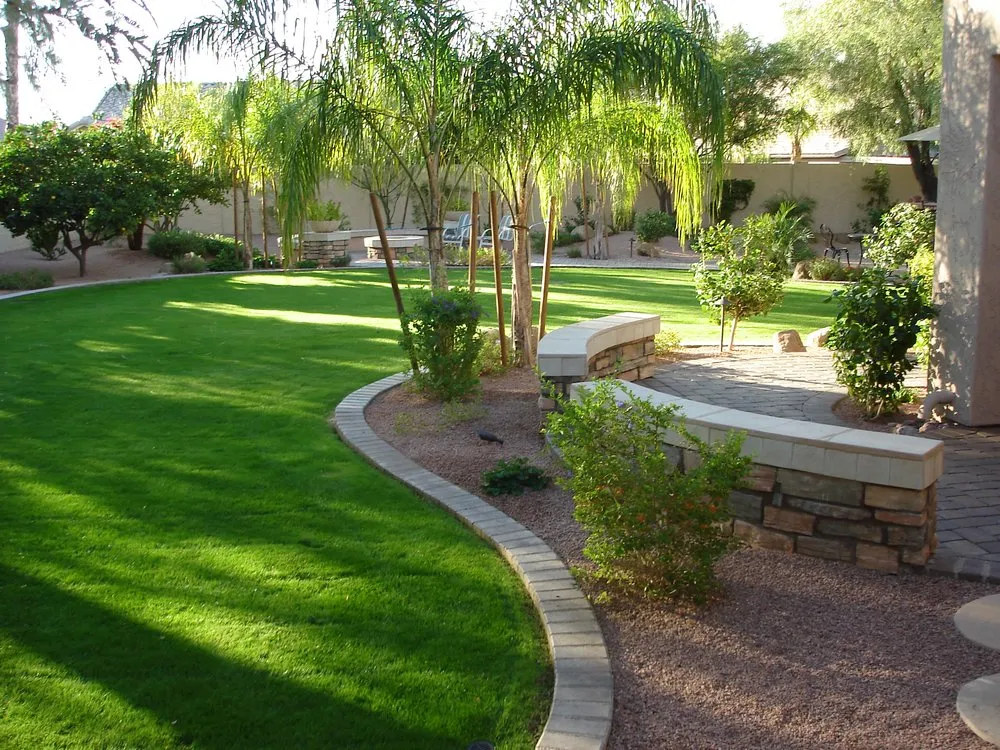 Affordable landscaping services with custom design across Phoenix, AZ - Dan's Environmental Specialties