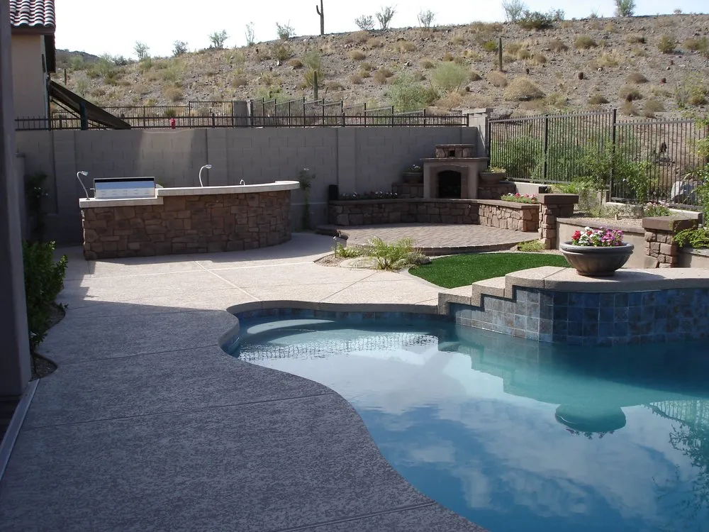 Custom yard maintenance experts serving Phoenix, AZ - Dan's Environmental Specialties
