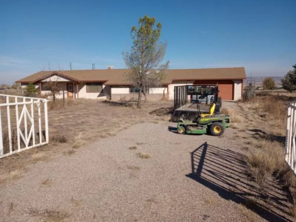 Custom landscape installation experts serving Phoenix, AZ - Dan's Junk Hauling Services