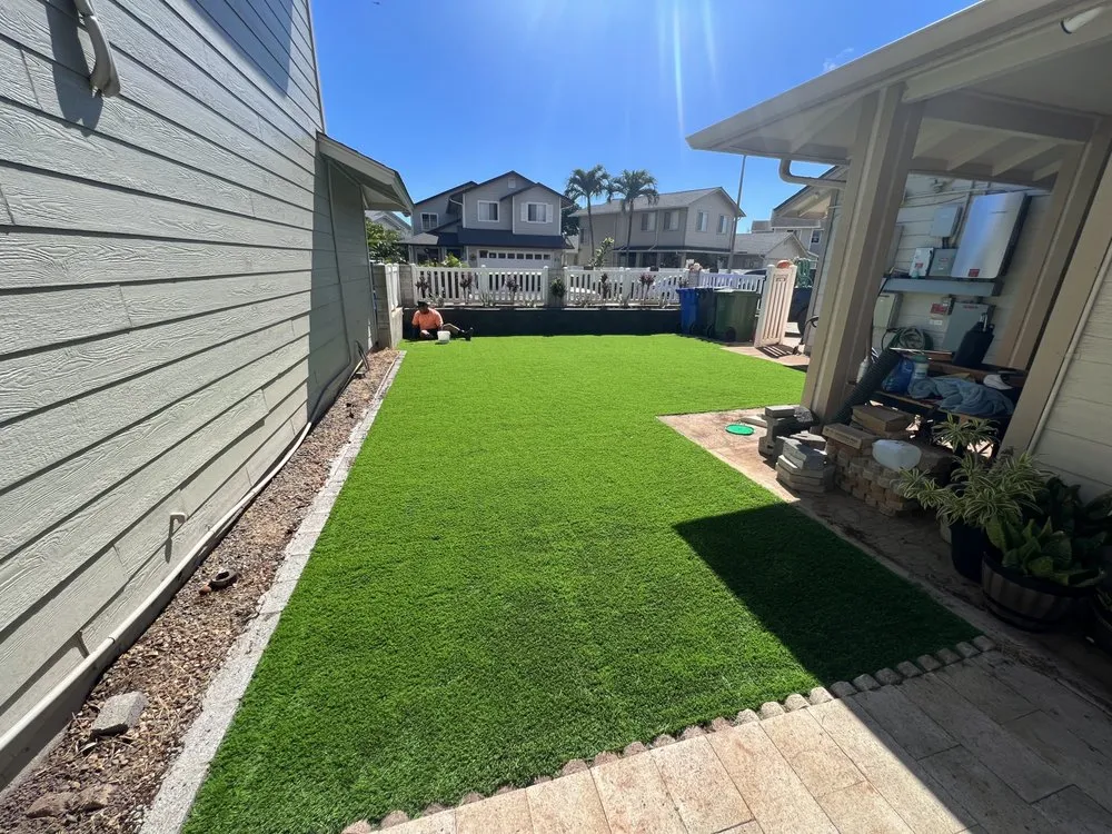 Trusted yard cleanup service for homes across Honolulu, HI - Dan's Landscape & Yard Maintenance