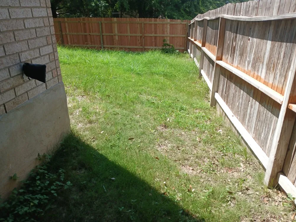 Local garden landscaping in San Antonio, TX - Dan's Lawn Care & Pressure Washing