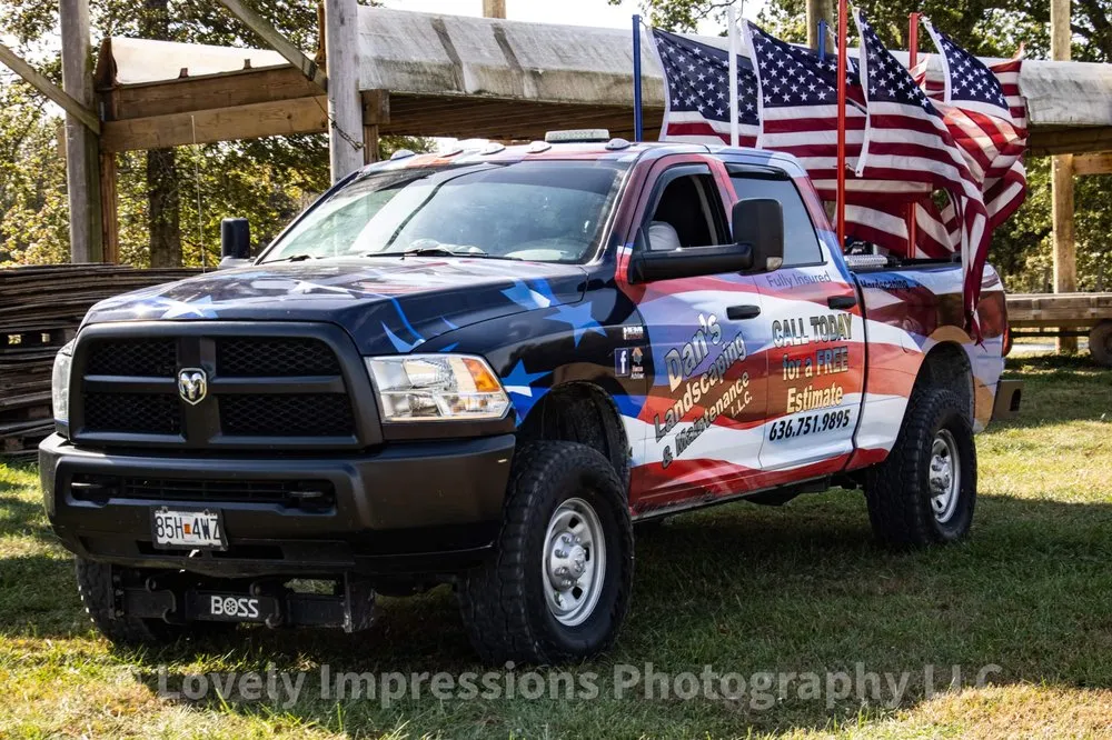 Custom landscaping services in Wentzville, MO - Dans Lawn Care and Maintenance