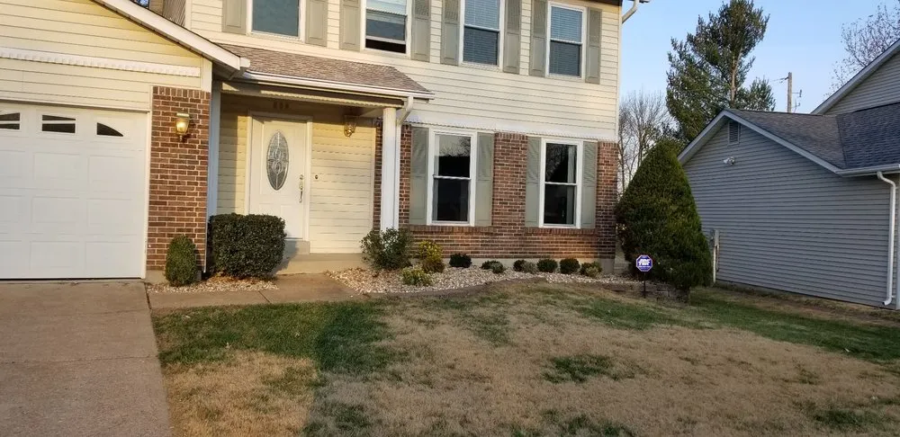 Expert garden landscaping for residential properties in Saint Louis, MO by Dan's Lawn Service
