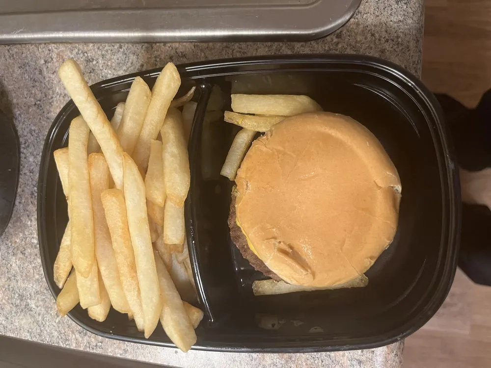 Expert yard cleanup service for residential properties in Decatur, IL by Dan’s Place