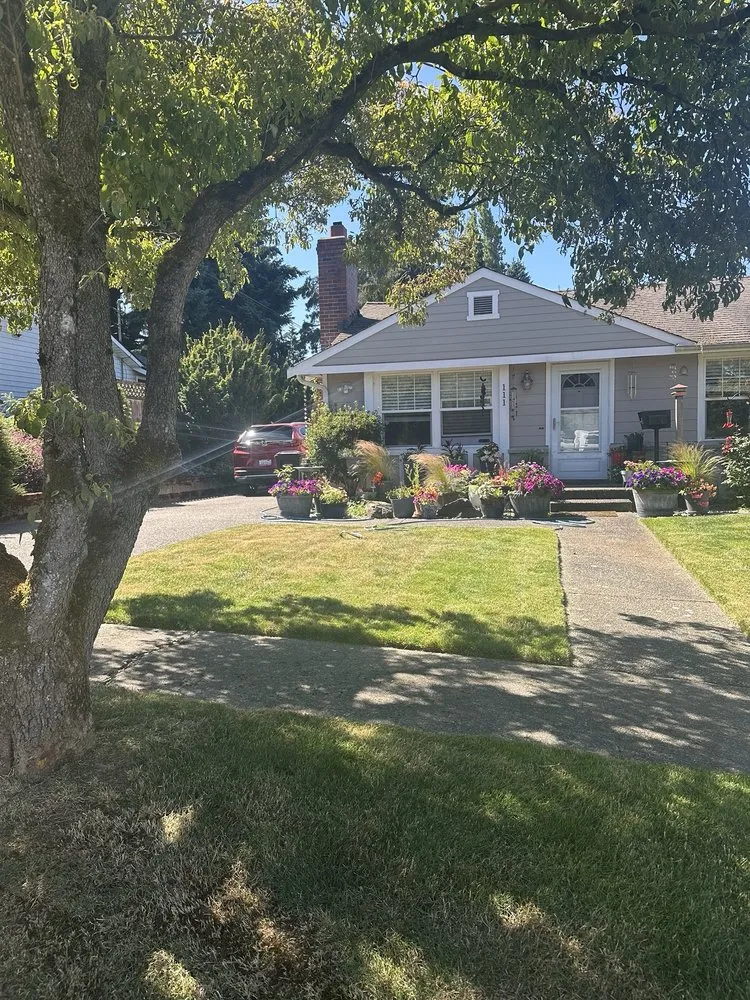 Custom residential landscaping for beautiful yards in Renton, WA by Dan's Tidy Turf