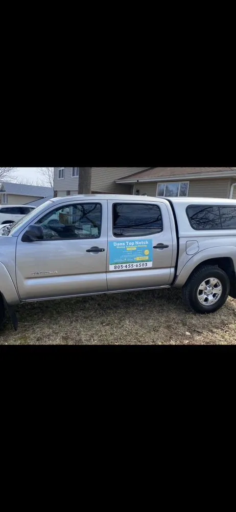 Custom lawn mowing service experts serving Springfield, MO - Dans Top Notch Mowing & Pressure Washing