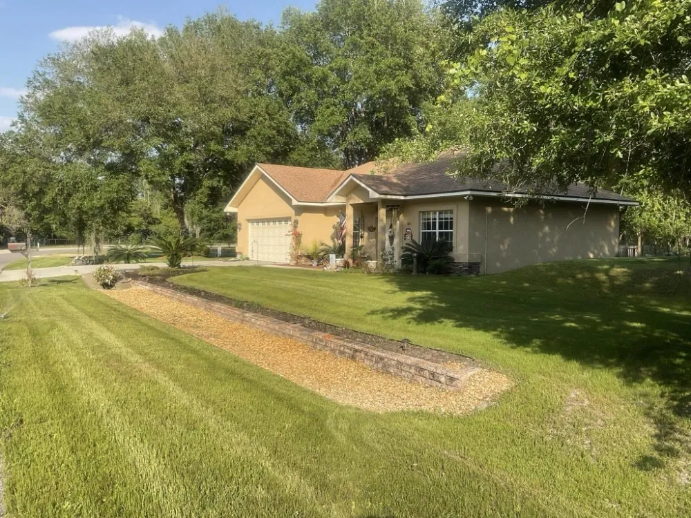 Top-rated landscape design for beautiful yards in Palatka, FL by Danscapes