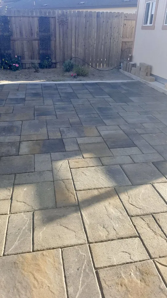 Professional yard cleanup service experts serving Turlock, CA - Danscaping and Garden