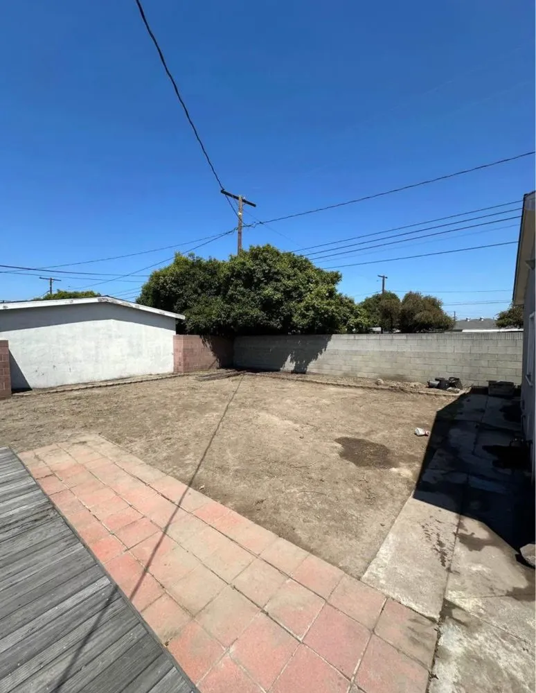 Reliable lawn mowing service in Pinole, CA - Dantas Yard Care