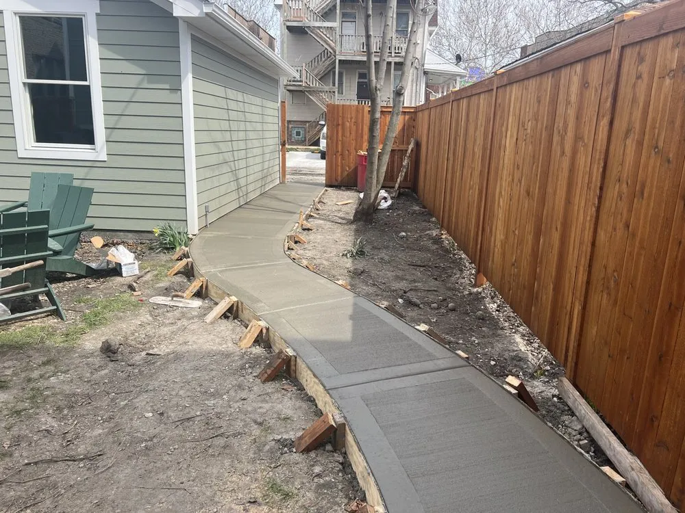 Reliable lawn mowing service experts serving Chicago, IL - Dante's Native Landscape Services