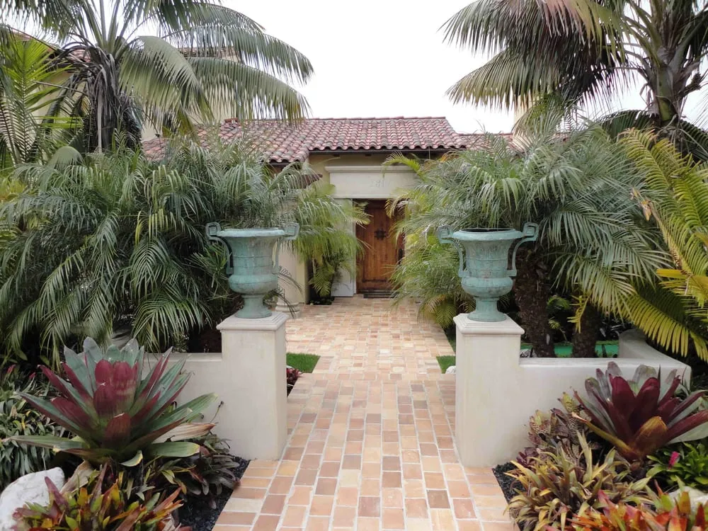 Top-rated landscape design experts serving Long Beach, CA - Dar Design