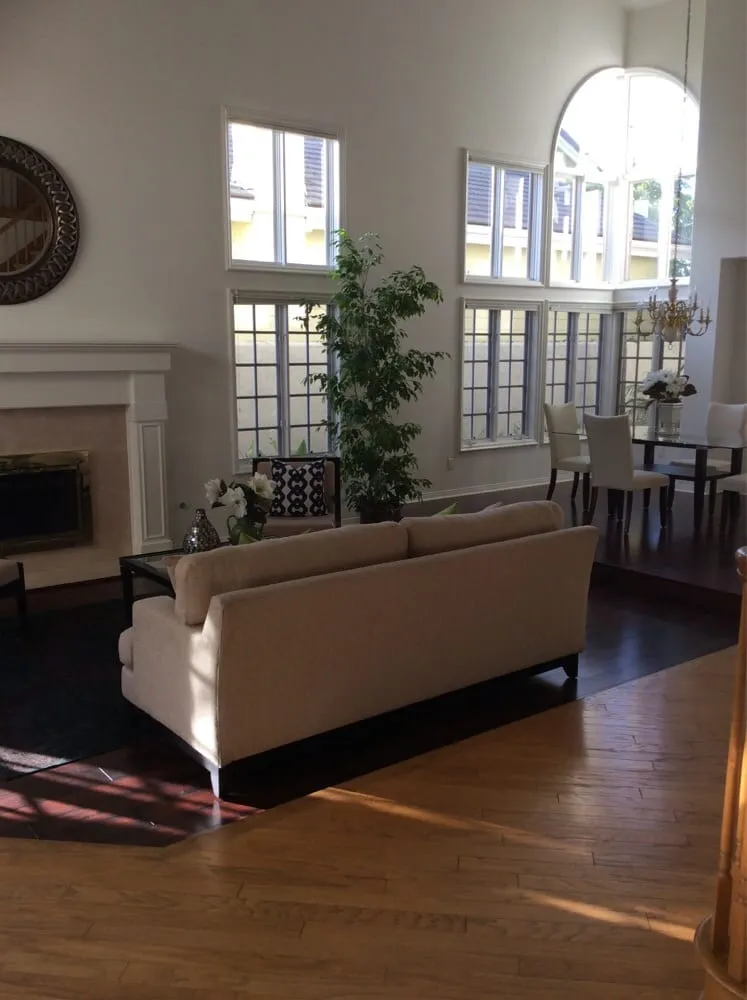 Reliable lawn care service with custom design in Long Beach, CA by Dar Design