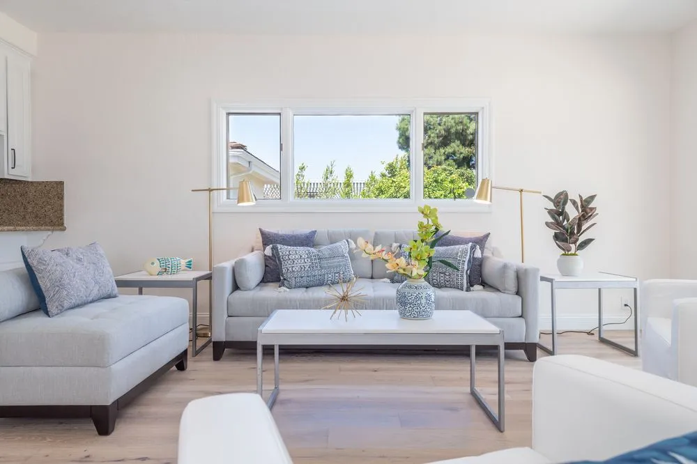 Top-rated yard maintenance in Long Beach, CA by Dar Design