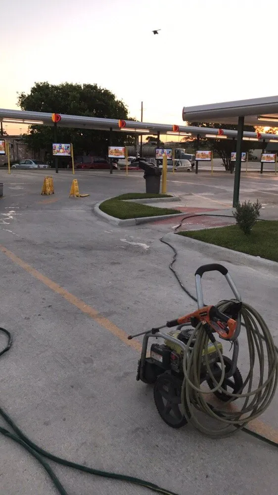 Trusted outdoor landscaping for year-round maintenance across San Antonio, TX - D.A.R. Lawn Service