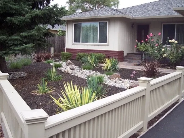 Custom yard maintenance experts serving Sonoma, CA - Darcy's Garden