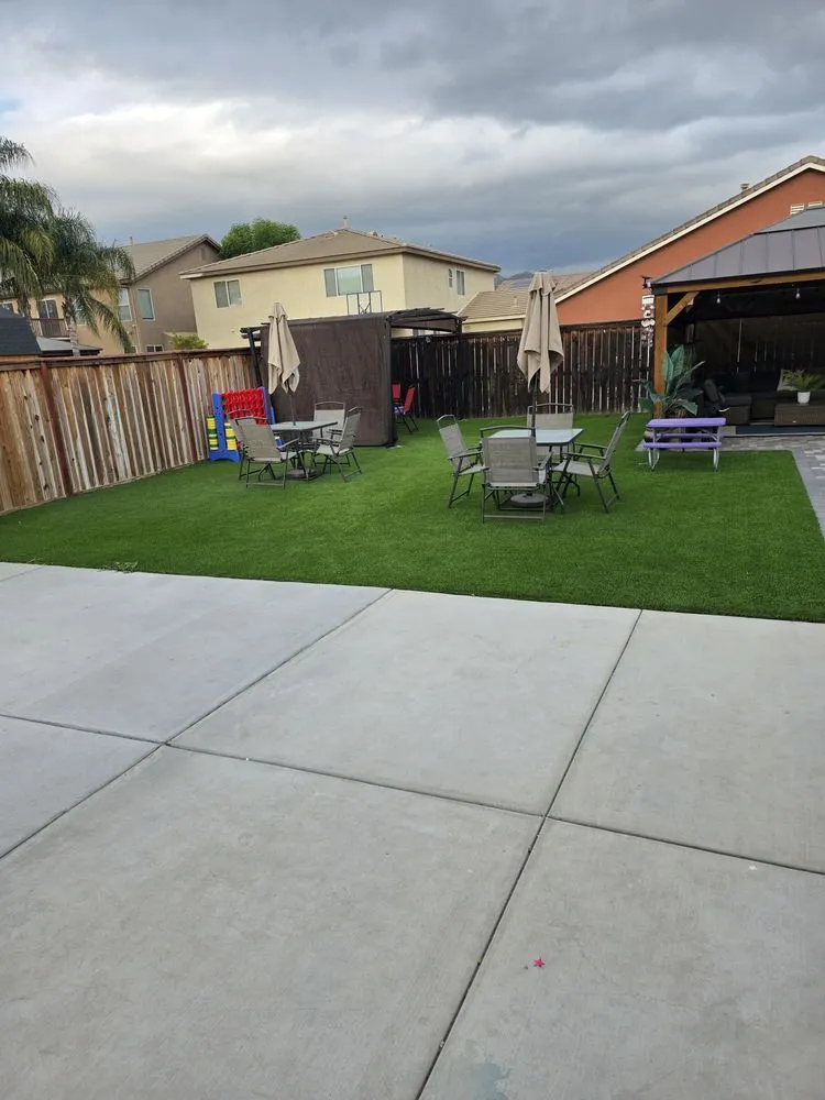 Trusted lawn mowing service for year-round maintenance across Rosemead, CA - Darey's Turf
