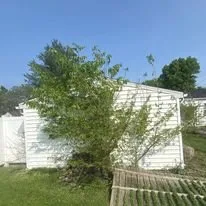 Local yard cleanup service in Ridgeville Corners, OH - Darin Warfield Lawn & Landscape