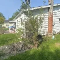 Top-rated lawn mowing service in Ridgeville Corners, OH by Darin Warfield Lawn & Landscape