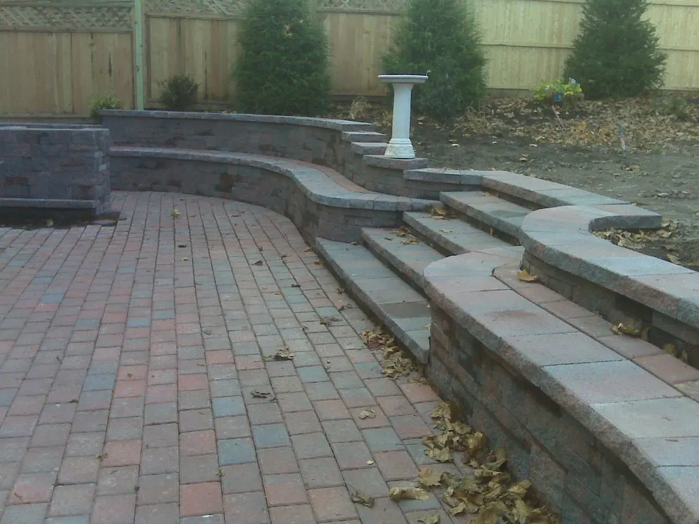 Top-rated lawn care service in Belvidere, NJ by Dario DeFranco Contracting