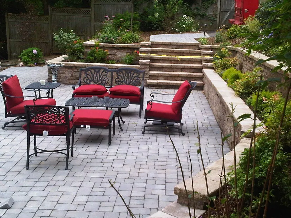 Affordable yard maintenance in Belvidere, NJ by Dario DeFranco Contracting