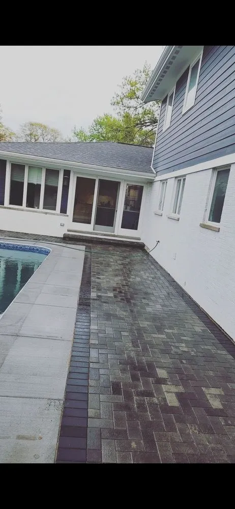 Trusted lawn mowing service experts serving Lyons, IL - Dario Garcia Landscaping