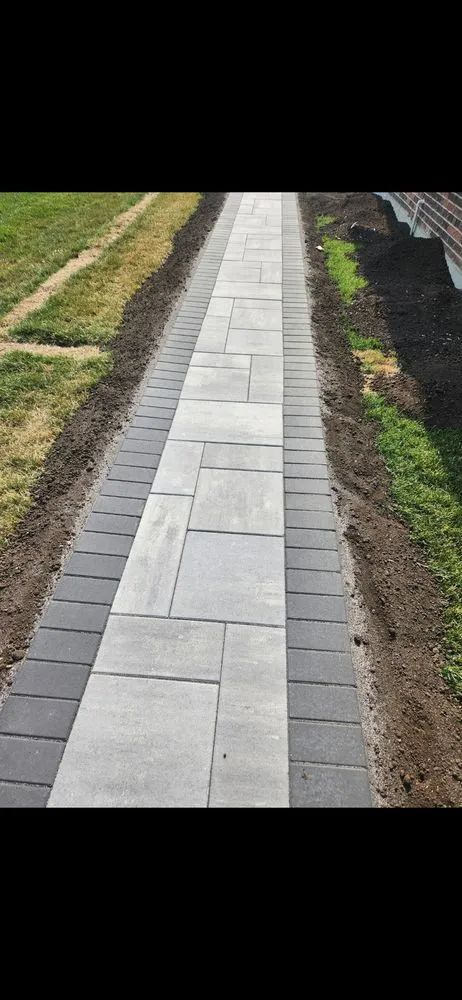 Expert landscaping services in Lyons, IL by Dario Garcia Landscaping