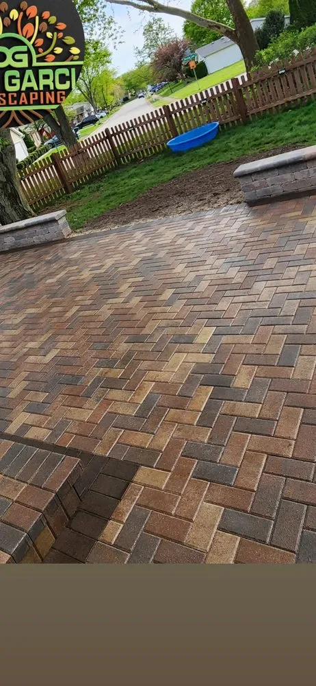 Local yard cleanup service in Lyons, IL by Dario Garcia Landscaping