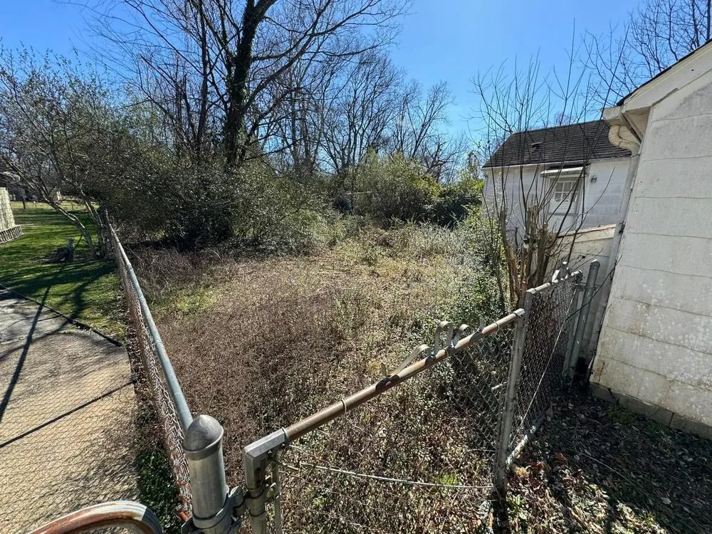 Top-rated landscaping services in Norwalk, OH - Darion Mow and Landscape Service