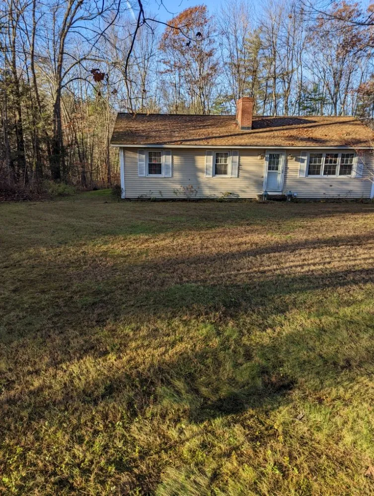 Trusted yard cleanup service for residential properties across Raymond, NH - Darisse Landscape Maintenance