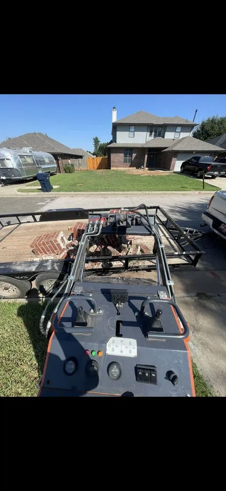 Local outdoor landscaping experts serving Oklahoma City, OK - Darlings Outdoor Maintenance