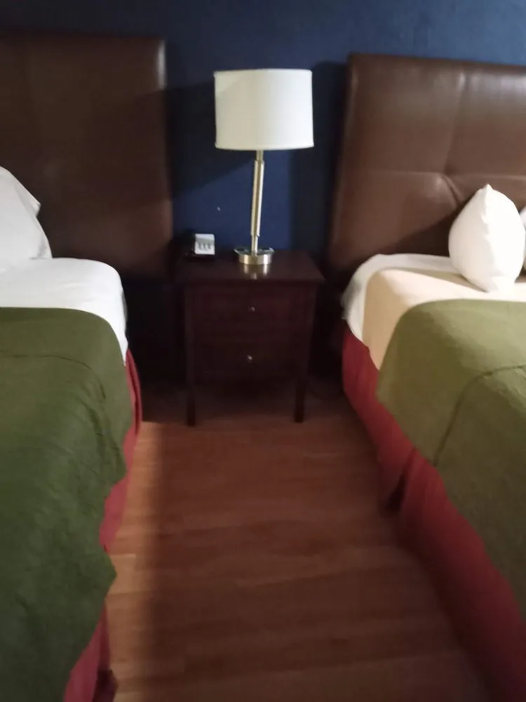 Affordable lawn care service near you across Mableton, GA - Darnell Davis Affordable Landscaping