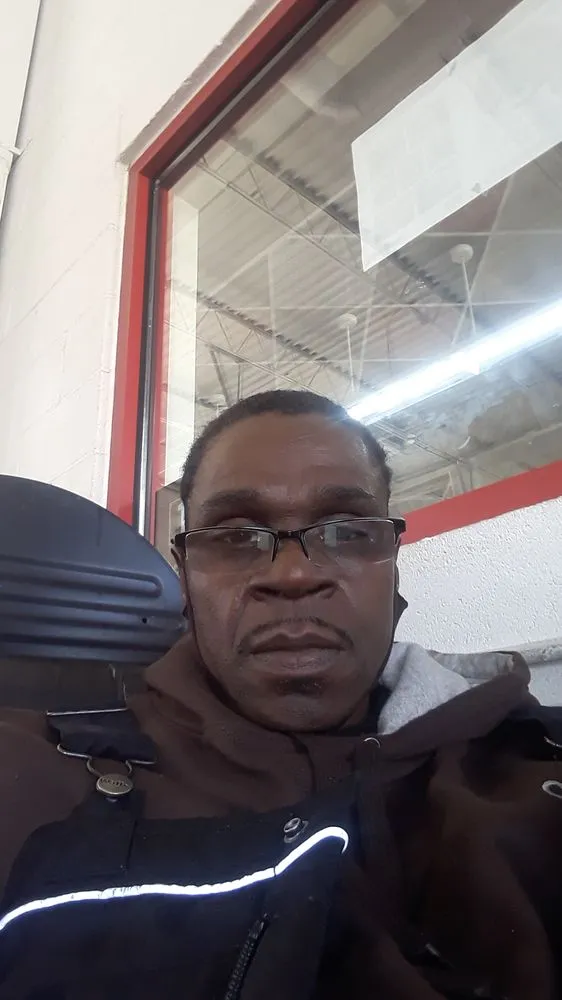 Custom outdoor landscaping in Mableton, GA by Darnell Davis Affordable Landscaping