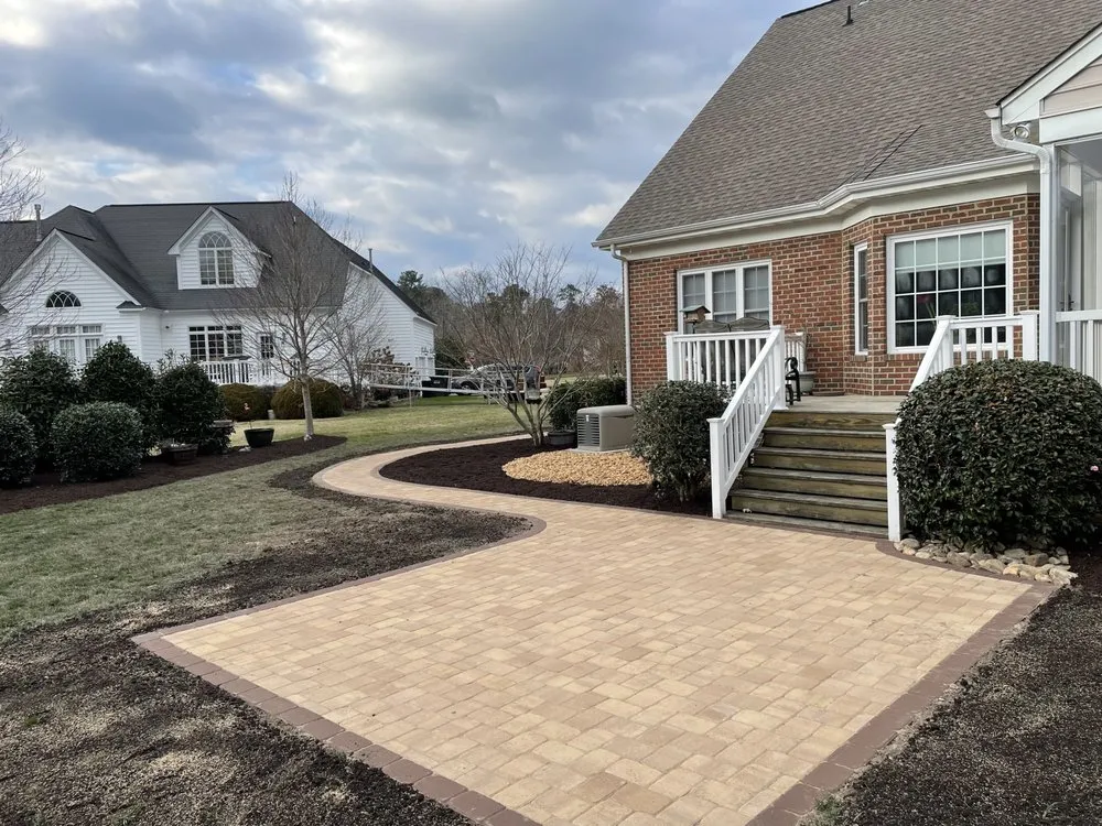Trusted yard cleanup service in Hampton, VA by Darnell Landscaping