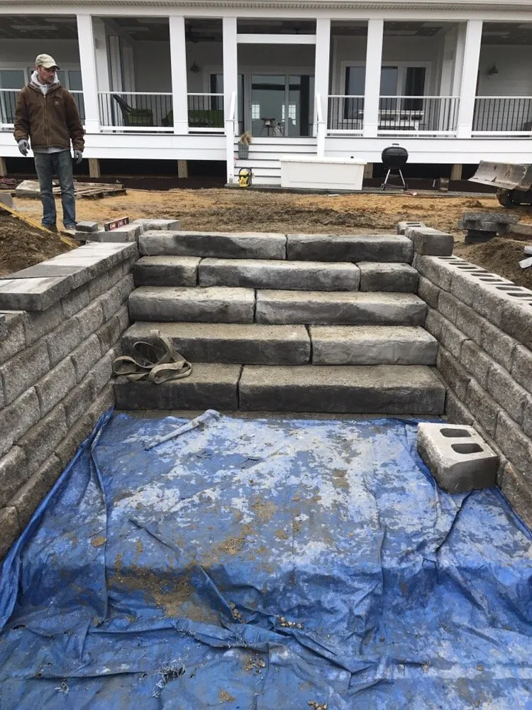 Professional yard cleanup service in Hampton, VA by Darnell Landscaping