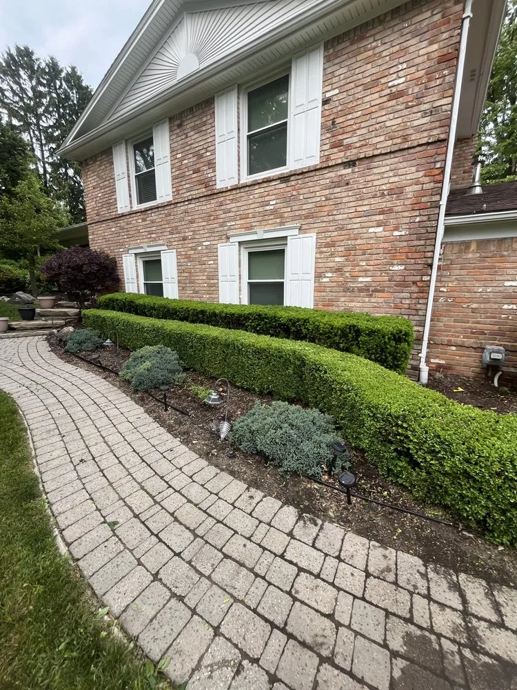 Custom landscape installation near you in Bloomfield Hills, MI by DARNGOOD Landscaping