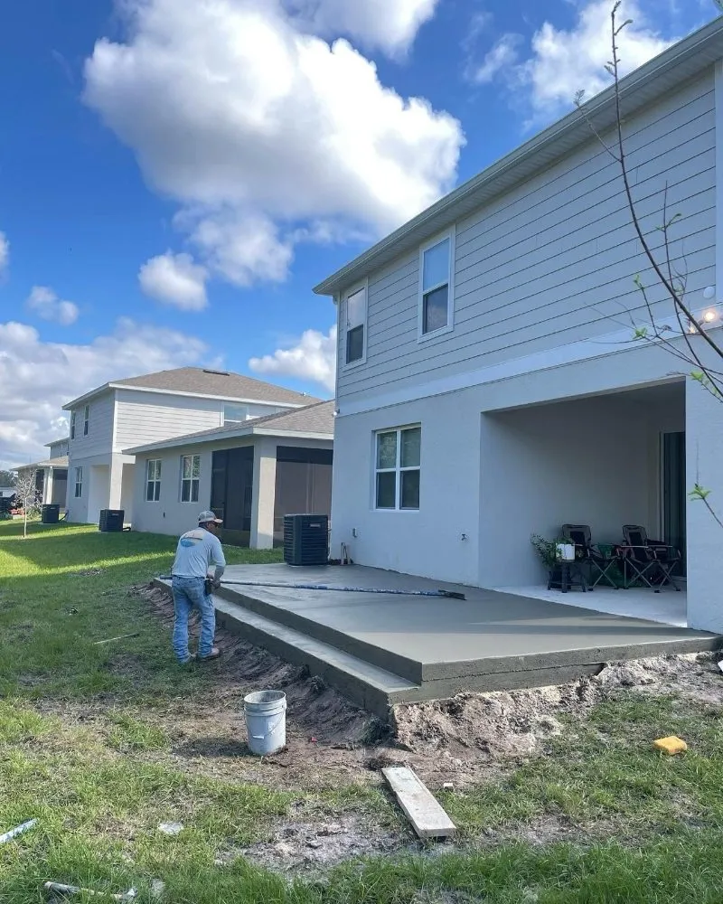 Trusted yard maintenance for homes in Kissimmee, FL by Daro's Landscaping & Home Services