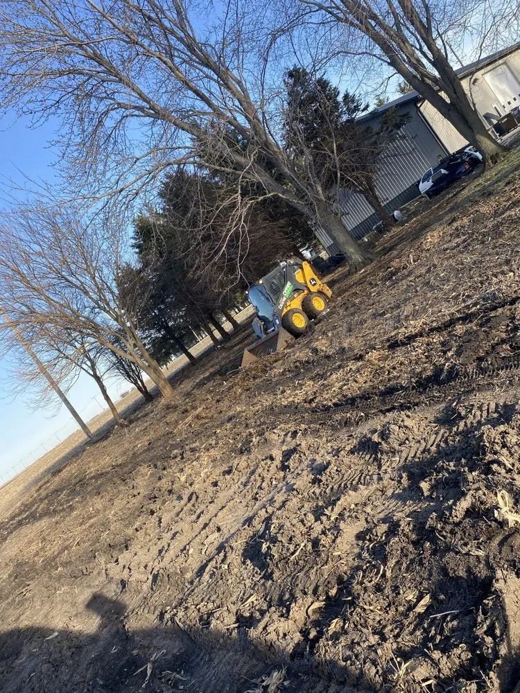 Trusted lawn care service experts serving Manson, IA - Darr Lawn Service