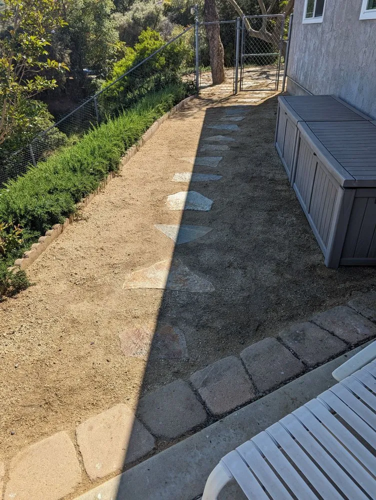 Top-rated yard cleanup service in El Cajon, CA by Darvin's Fine Gardening