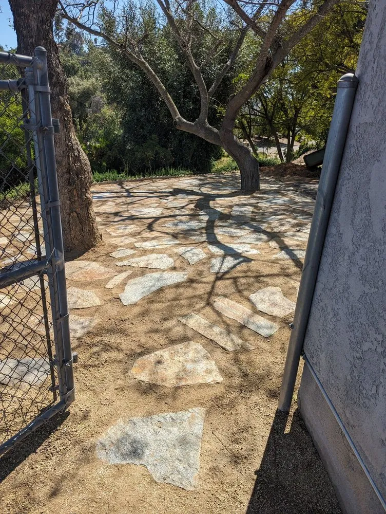 Top-rated lawn mowing service in El Cajon, CA - Darvin's Fine Gardening