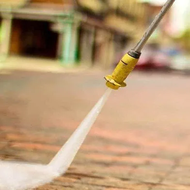 D&A's Pressure Washing & Lawn Care Logo