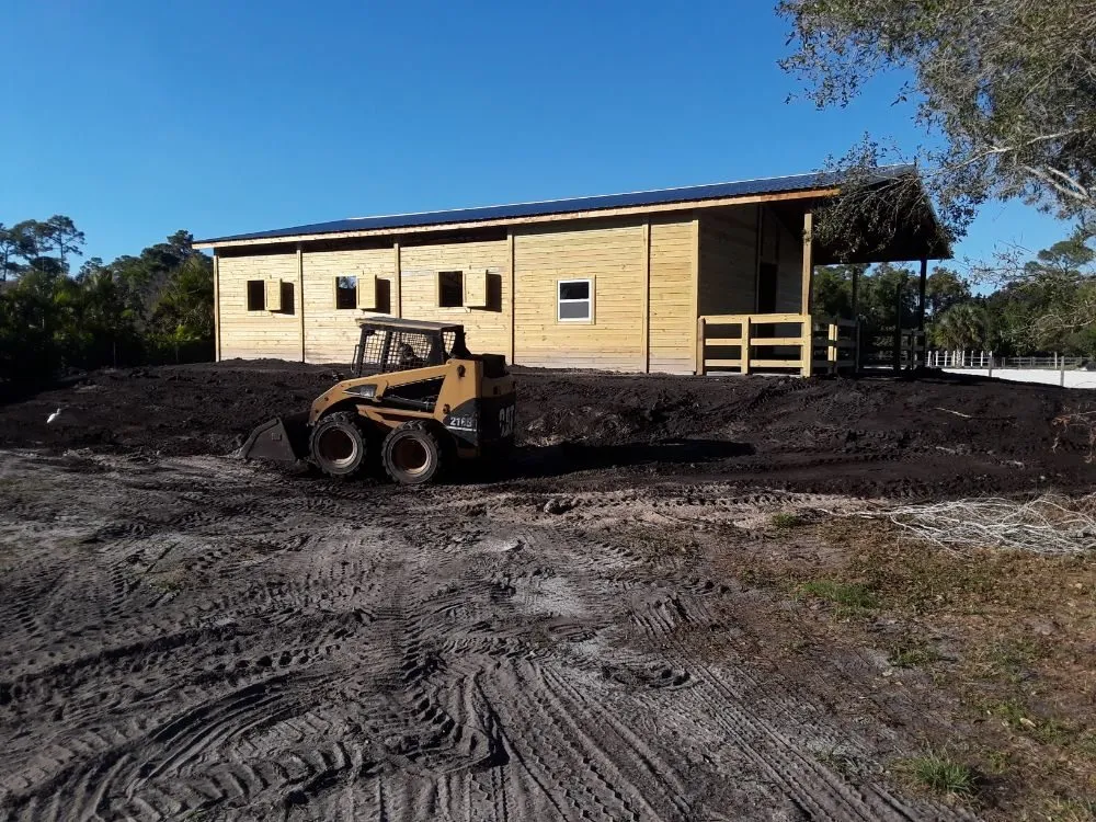 Reliable landscape installation for outdoor upgrades across Loxahatchee, FL - Das Trucking International