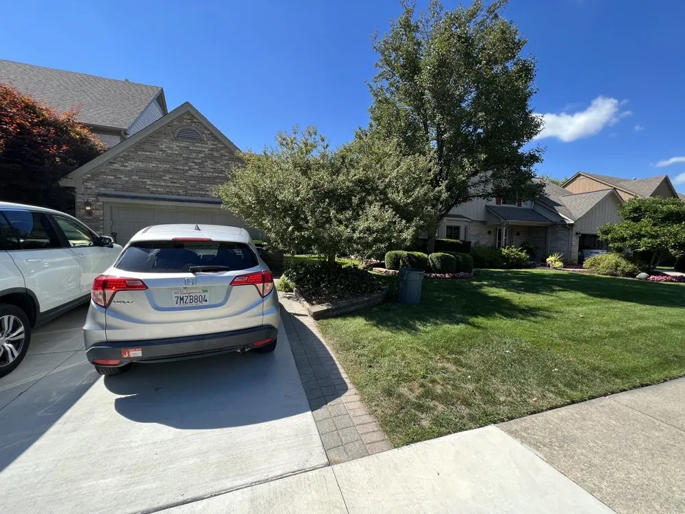 Reliable lawn mowing service in Northville, MI - Daskal Landscaping