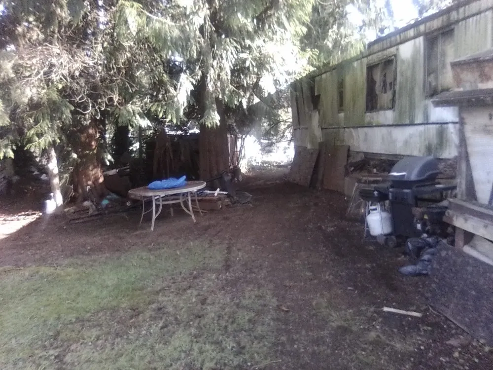 Affordable garden landscaping for homes across Everett, WA - Dau and King Landscaping and Pruning Services